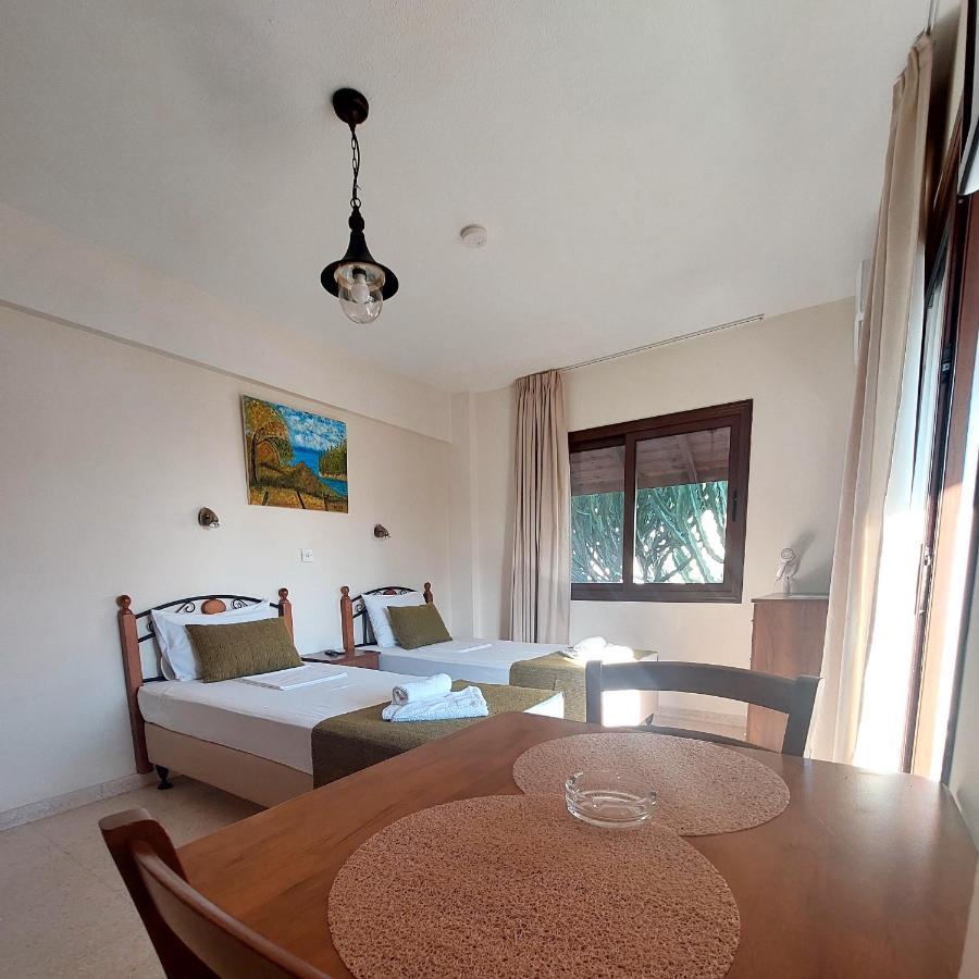 Estia Vasilis Manoli Appartement Agia Napa Buitenkant foto
