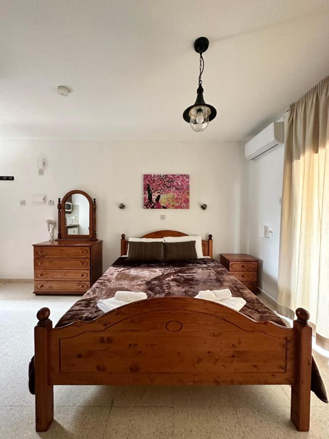 Estia Vasilis Manoli Appartement Agia Napa Buitenkant foto